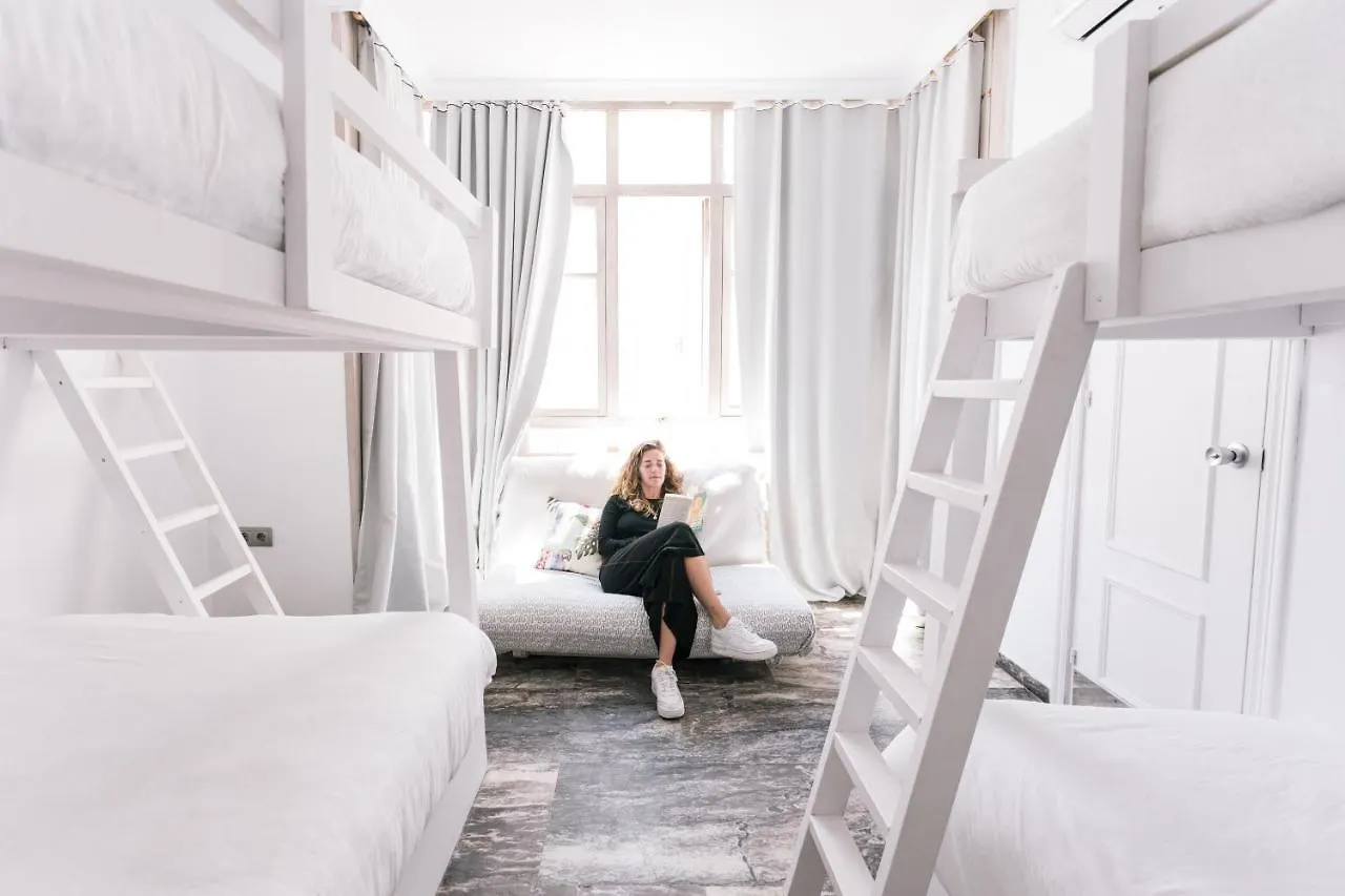 La Cocotera Boutique Hostel & Coworking Tarifa