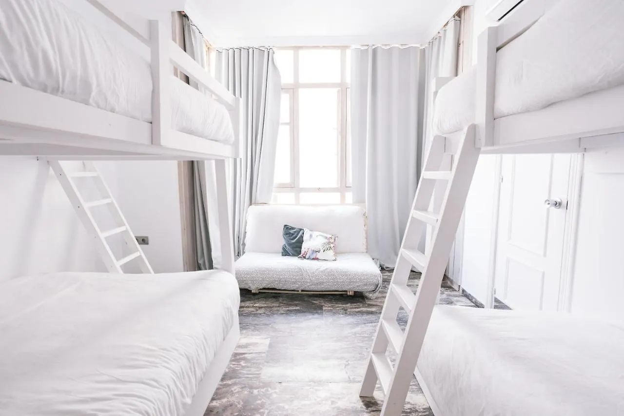 La Cocotera Boutique Hostel & Coworking Tarifa