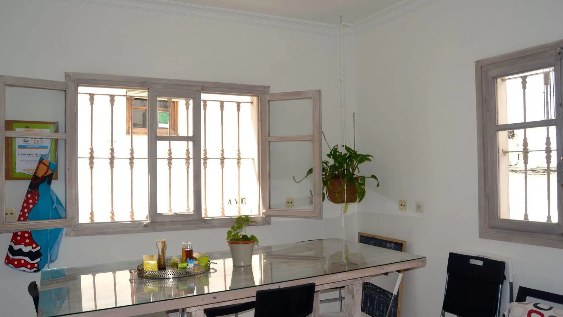 La Cocotera Boutique Hostel & Coworking Tarifa