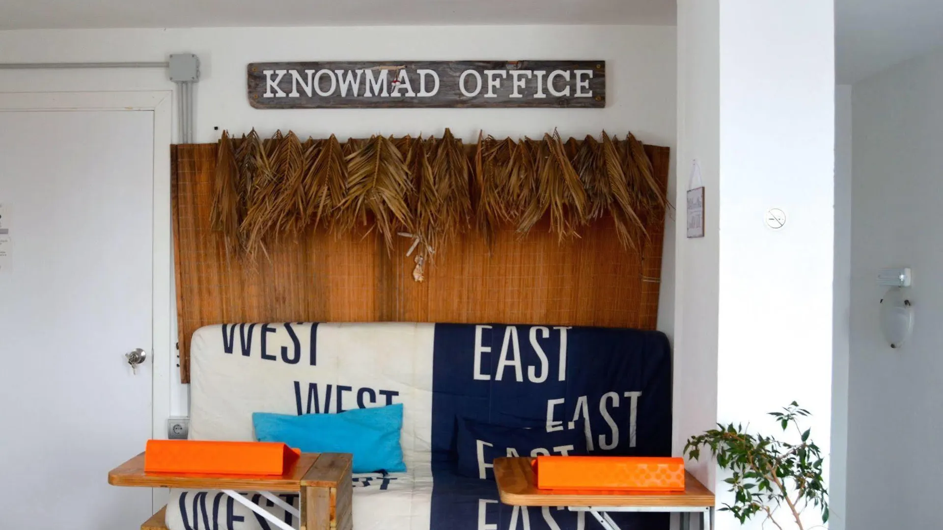 La Cocotera Boutique Hostel & Coworking Tarifa 0*,