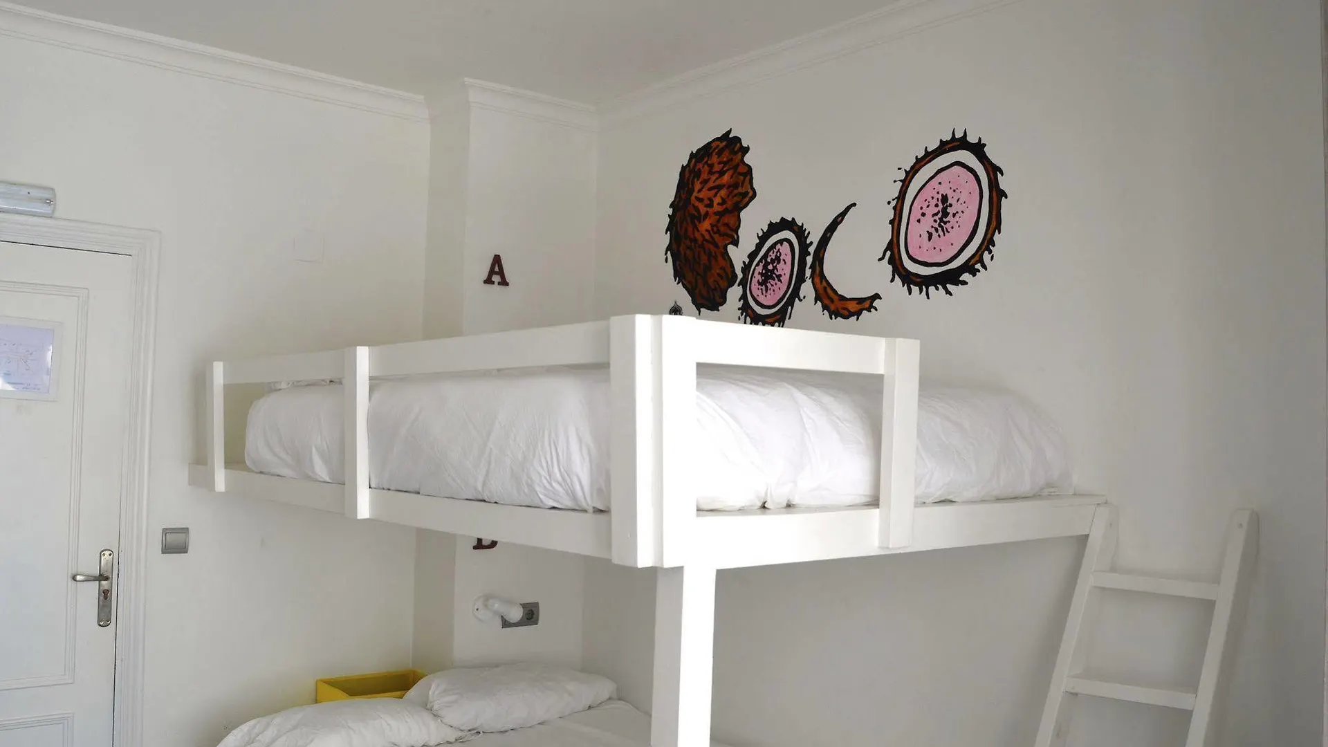 La Cocotera Boutique Hostel & Coworking Tarifa 0*,  Spain